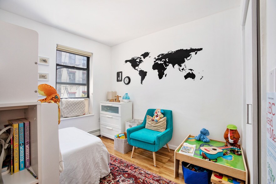 More Photos Of 32 Orchard St, New York Apartments For Sale