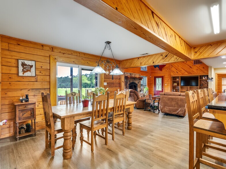 More Photos Of 325 Forest Service 217 Rd, Shepherd Specialty For Sale