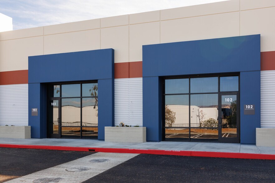 More Photos Of 4180 Guardian St, Simi Valley Warehouse For Lease