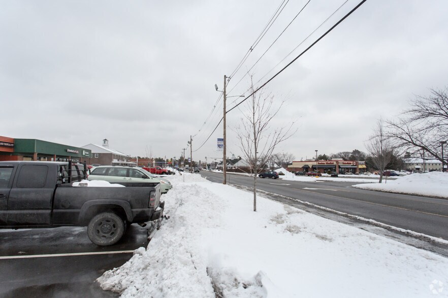 More Photos Of 63 Drum Hill Rd, Chelmsford Unknown For Lease