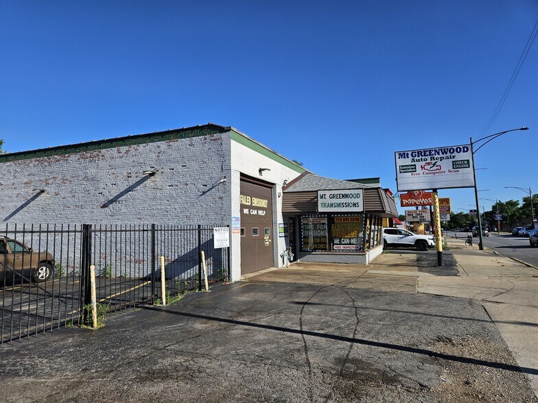 More Photos Of 10319 S Kedzie Ave, Chicago Auto Repair For Lease