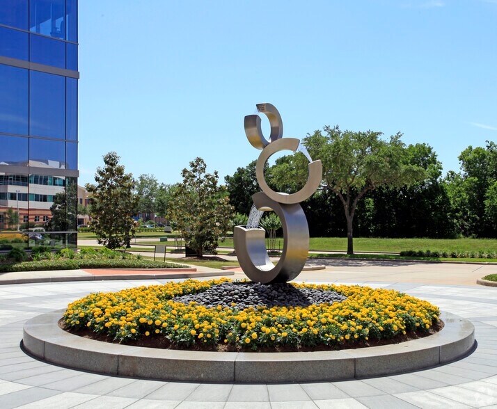 More Photos Of 3 Sugar Creek Center Blvd, Sugar Land Office For Lease