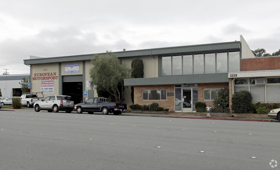 Primary Photo Of 1335 Rollins Rd, Burlingame Service For Lease