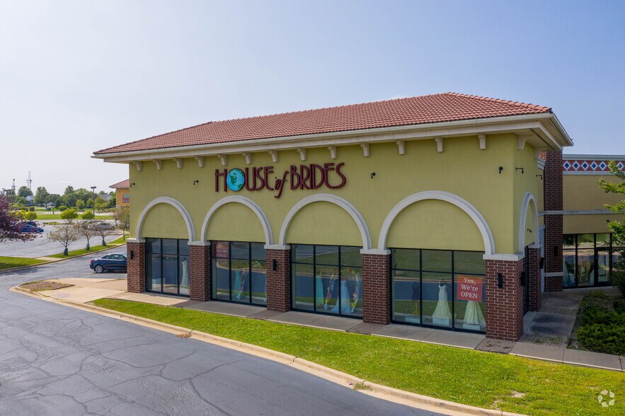 More Photos Of 9604 W 161st St, Orland Park Freestanding For Lease