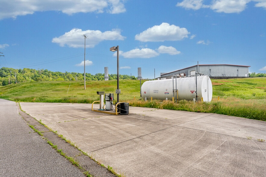 More Photos Of 55 Pleasants Industrial Park, Waverly Warehouse For Sale
