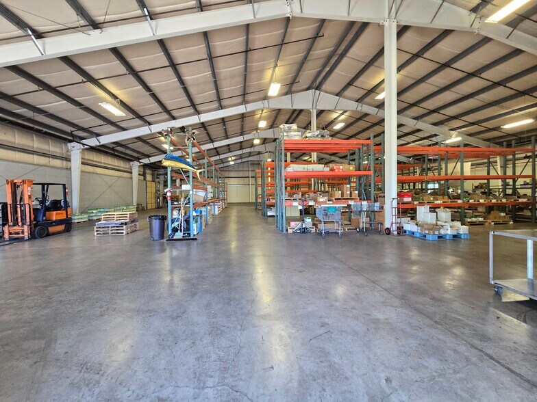 More Photos Of 13909 NW 3rd Ct, Vancouver Industrial For Sale