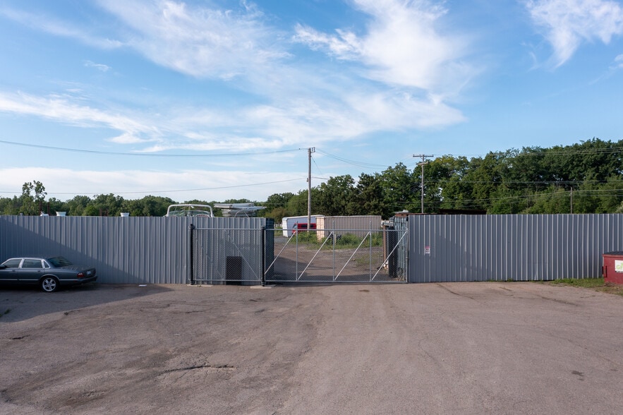 More Photos Of 48601 Ryan Rd, Shelby Township Warehouse For Sale