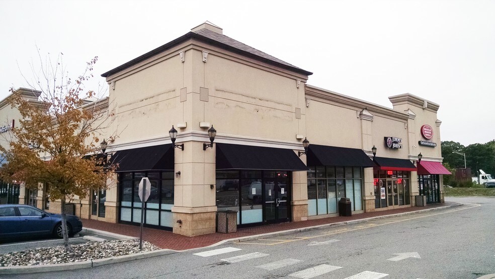 More Photos Of 184 Essex St, Lodi Freestanding For Lease