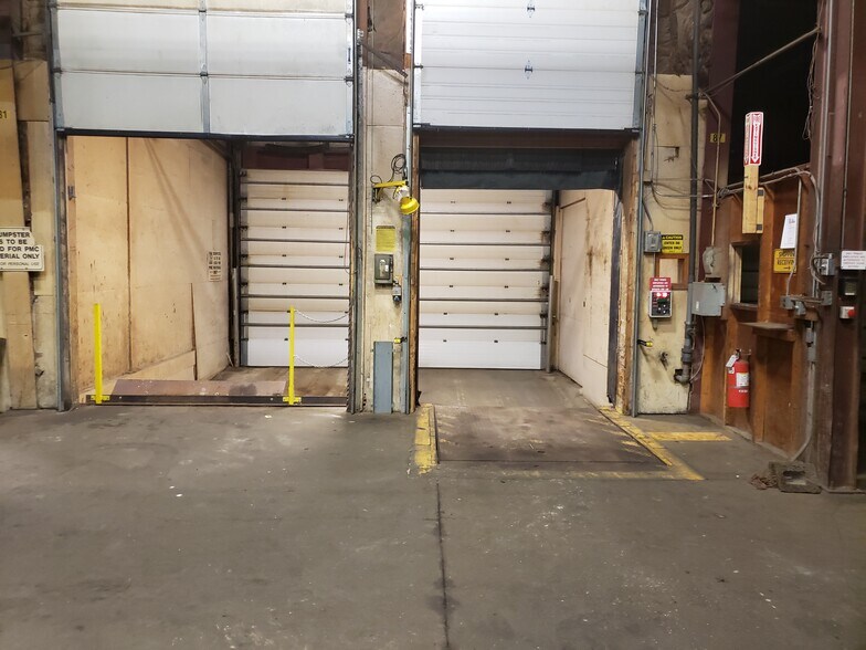 More Photos Of 4600 S Lewis Blvd, Sioux City Warehouse For Lease