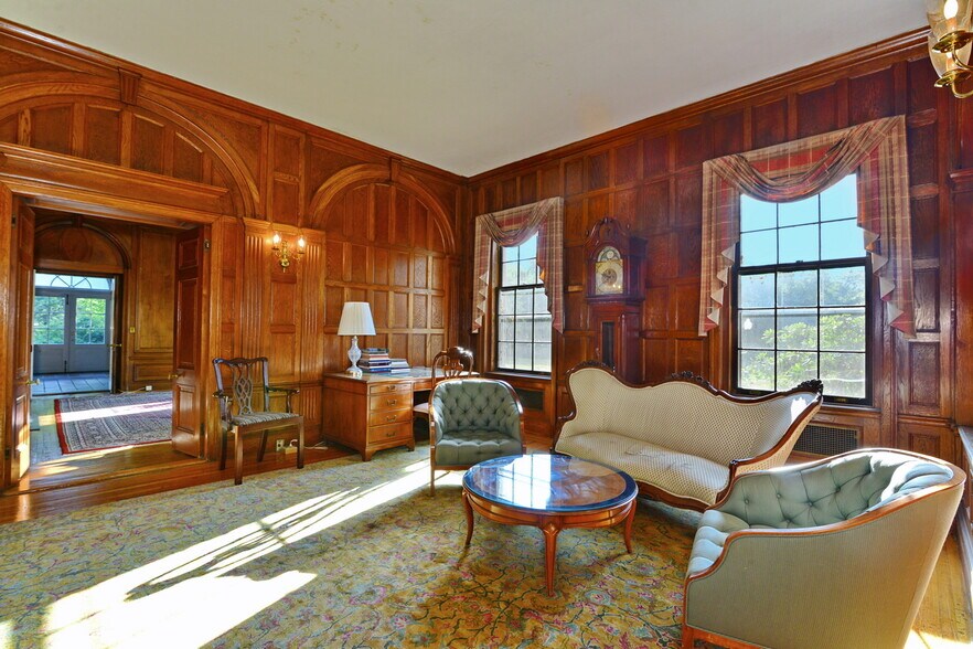 More Photos Of 1265 Asylum Ave, Hartford Lodge Meeting Hall For Lease