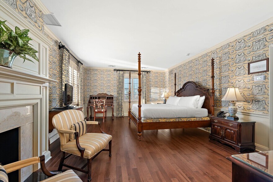 More Photos Of 1442 Coraopolis Heights Rd, Moon Township Hospitality For Sale