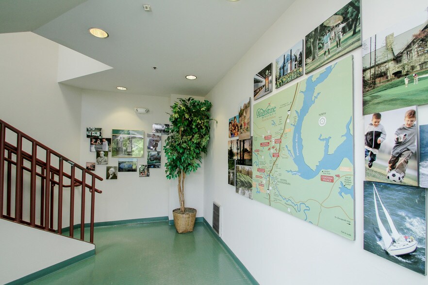 More Photos Of 100 Riverside Pky, Fredericksburg Office For Lease