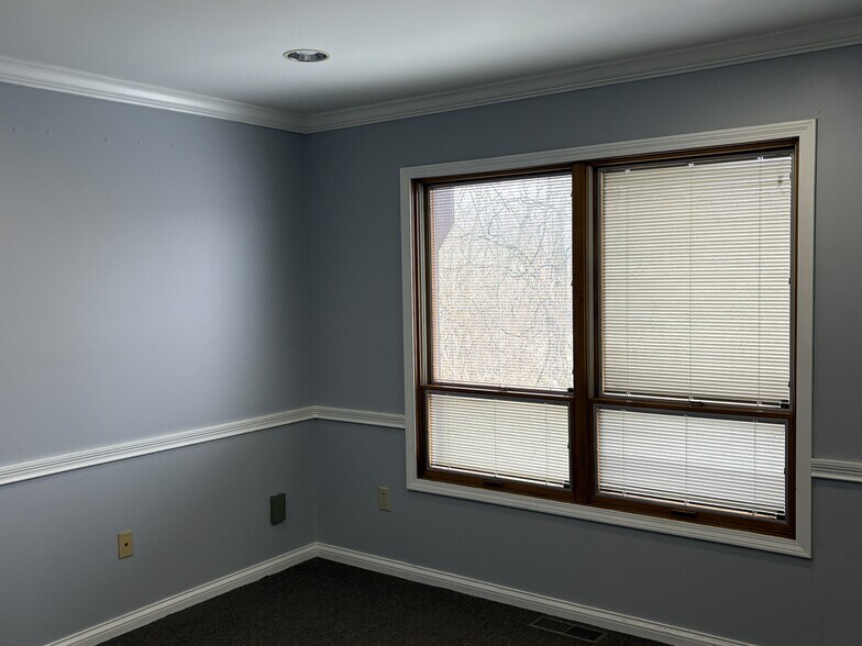 More Photos Of 1251 Nilles Rd, Fairfield Medical For Sale