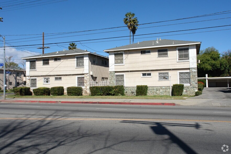 More Photos Of 15445 Vanowen St, Van Nuys Apartments For Sale