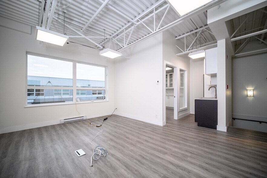 More Photos Of 628 E Kent Ave S, Vancouver Warehouse For Lease