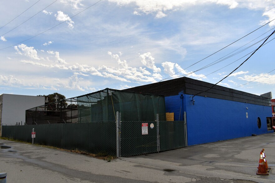 More Photos Of 101 E 25th Ave, San Mateo Freestanding For Sale