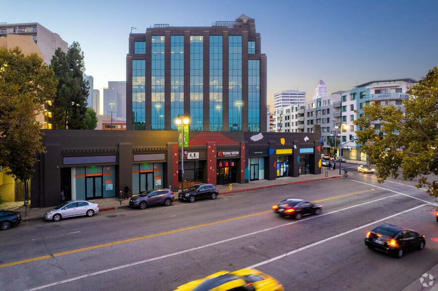 More Photos Of 356-374 E 2nd St, Los Angeles Office For Lease