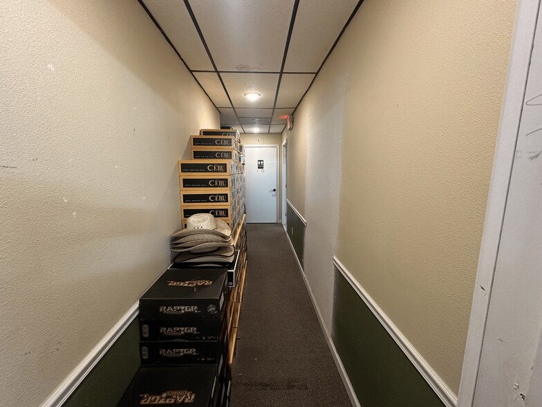 More Photos Of 1208-1218 FM 78, Schertz Freestanding For Lease