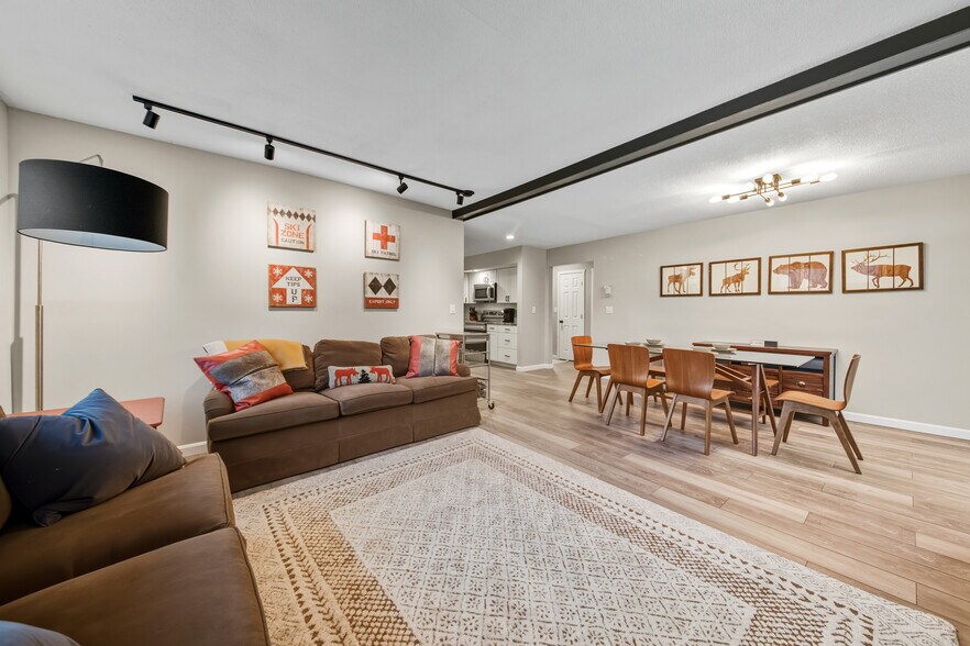 More Photos Of 798 Route 100, Wilmington Flex For Sale