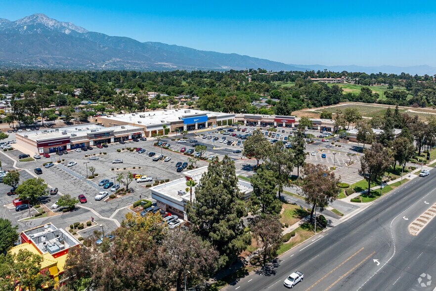 More Photos Of 1471-1493 E Foothill Blvd, Upland Storefront Retail Office For Lease