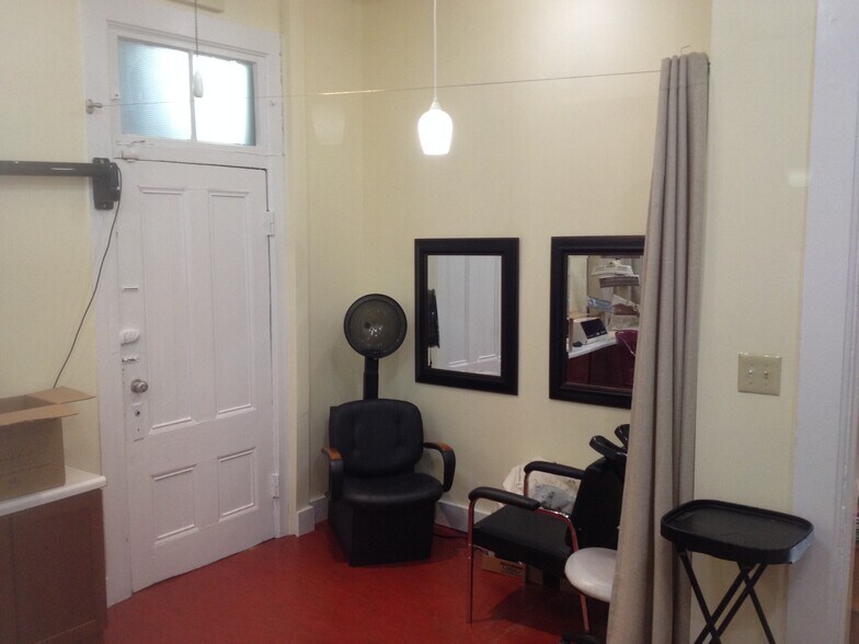 More Photos Of 1401-1409 Castro St, San Francisco Storefront Retail Residential For Lease