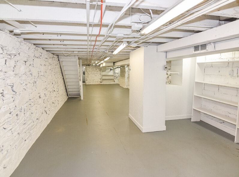 More Photos Of 3547 Chestnut Ave, Baltimore Storefront Retail Residential For Sale