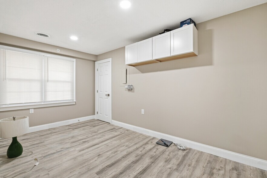 More Photos Of 47 Chelmsford St, Chelmsford Storefront Retail Residential For Sale