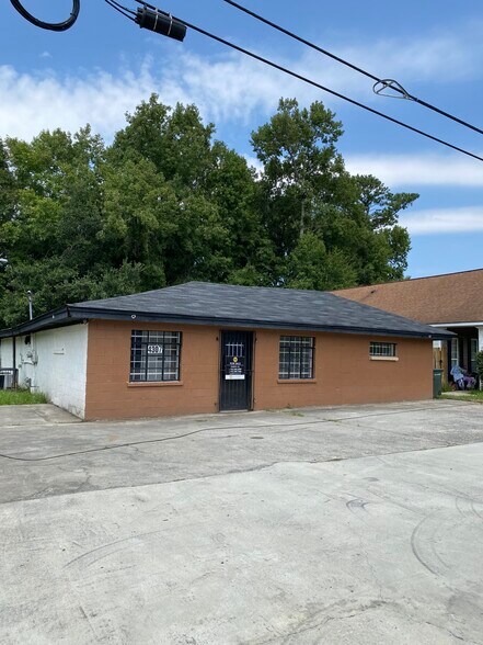 More Photos Of 4307 Liberty Pky, Savannah Daycare Center For Sale