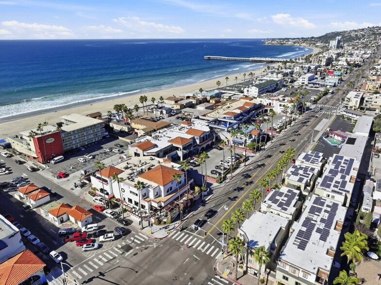 More Photos Of 4110-4190 Mission Blvd, San Diego Unknown For Lease