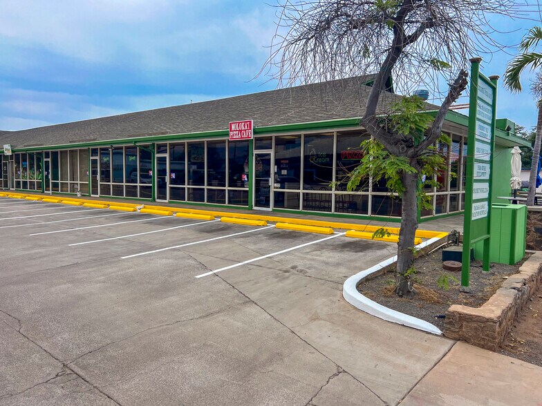 More Photos Of 15 Kaunakakai Pl, Kaunakakai Freestanding For Lease