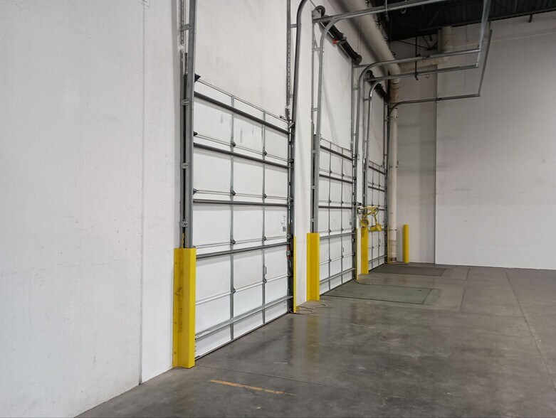 More Photos Of 14309 E 35th Pl, Aurora Warehouse For Lease