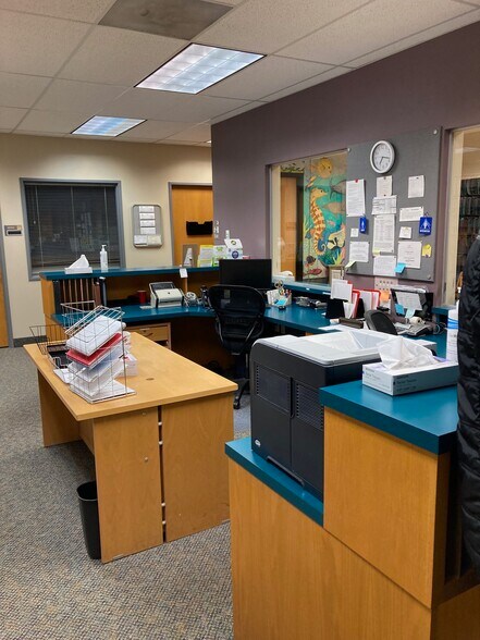 More Photos Of 2150 NE Division St, Gresham Medical For Lease