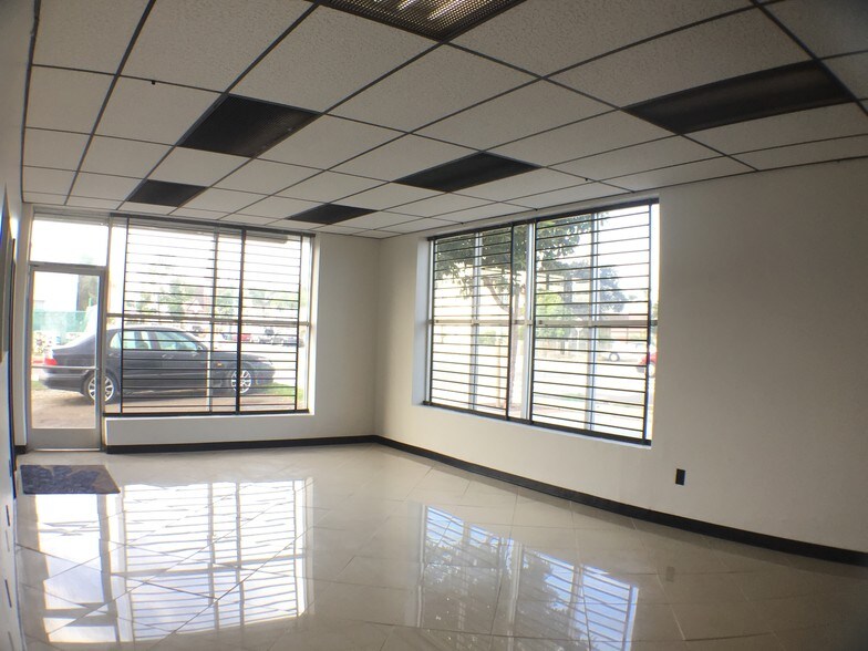 More Photos Of 710 E 8th St, National City Auto Repair For Sale