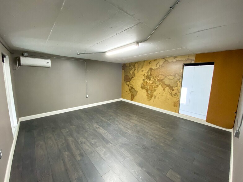 More Photos Of 2845 NW 35th St, Miami Warehouse For Sale