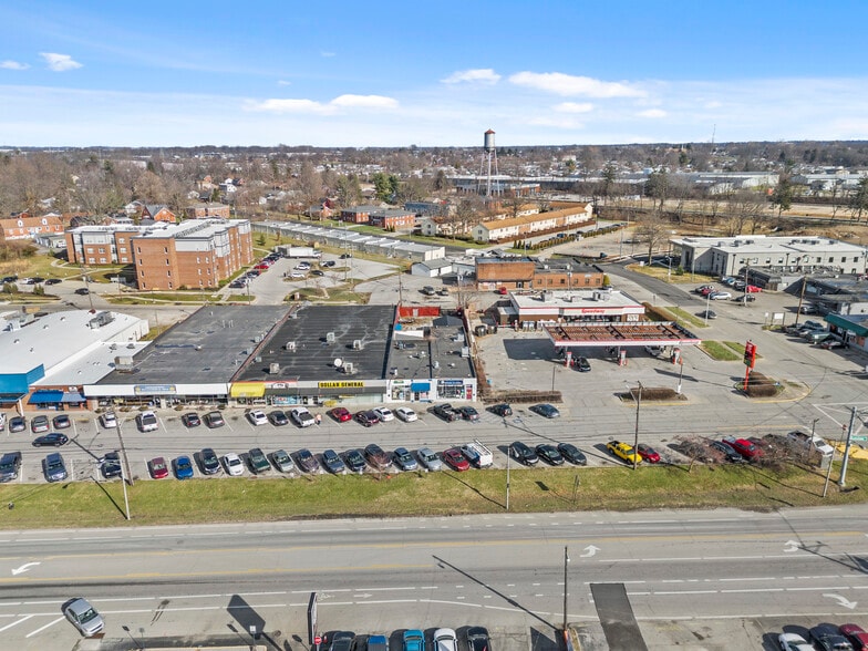 More Photos Of 1415-1419 Leestown Rd, Lexington General Retail For Sale