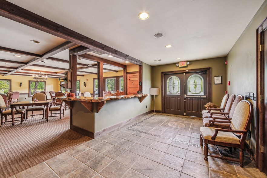 More Photos Of 341 Country Club Dr, Franklin Golf Course Driving Range For Sale