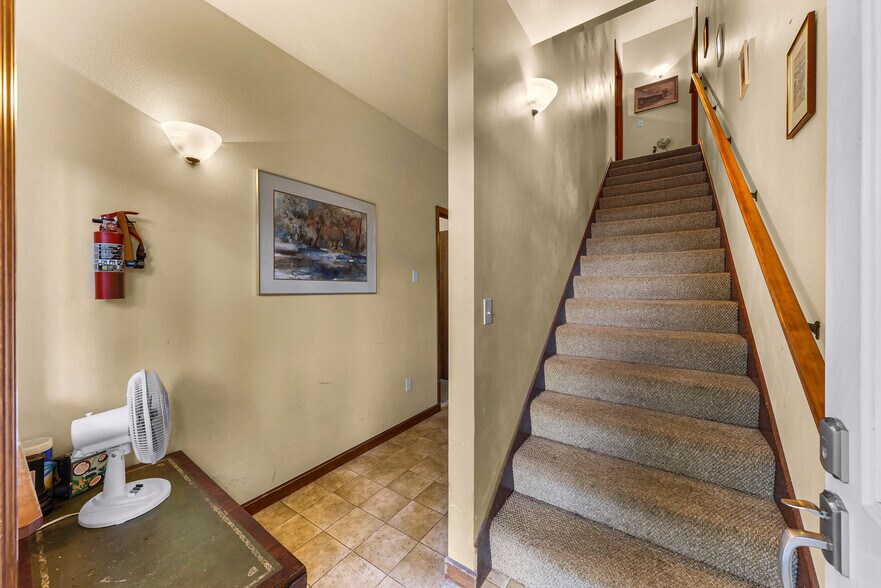 More Photos Of 918 Citadel Dr, Everson Multifamily For Sale