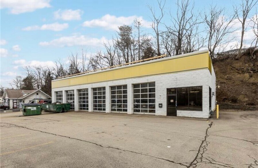 More Photos Of 9435 State Route 30, Irwin Auto Repair For Lease