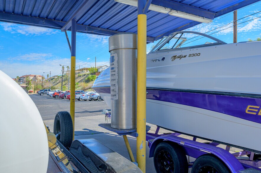 More Photos Of 1770 Highway 95, Bullhead City Specialty For Sale