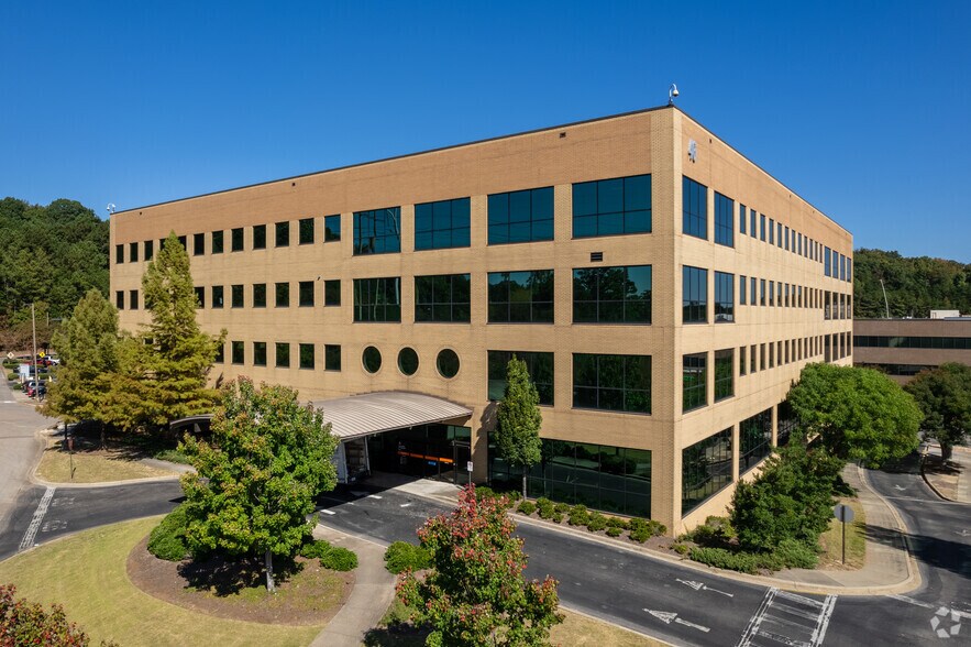 More Photos Of 46-52 Medical Park Dr E, Birmingham Unknown For Lease