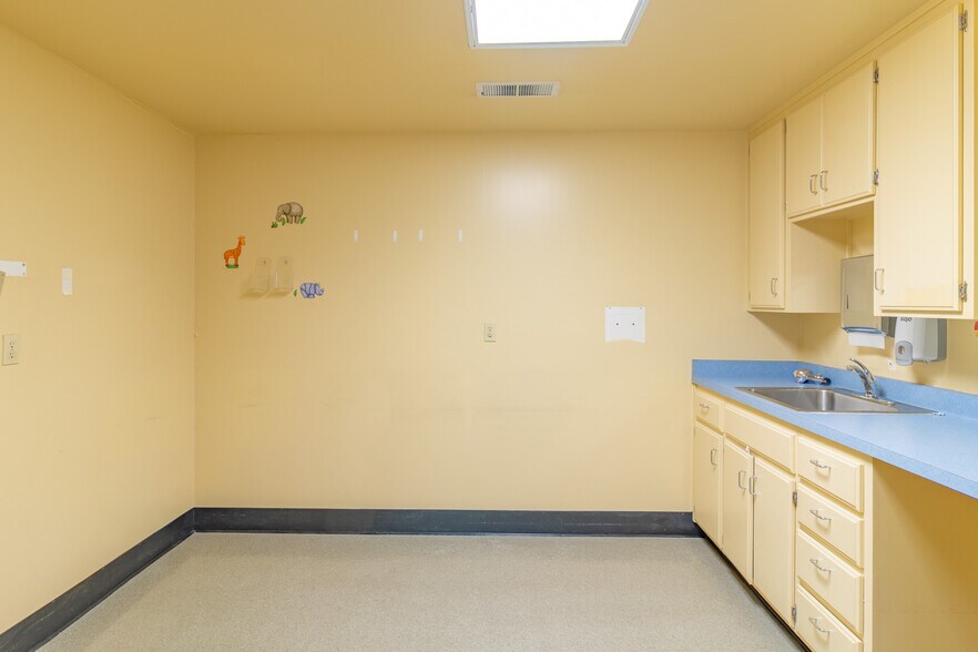 More Photos Of 432 S Mill St, Tehachapi Medical For Lease