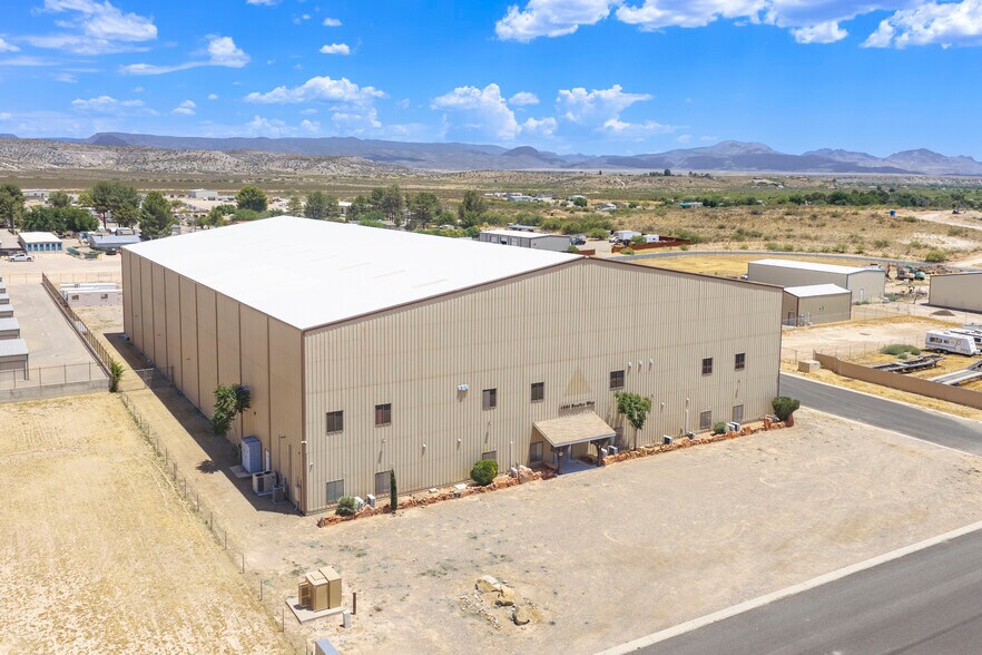 More Photos Of 1581 Boyles Way, Camp Verde Manufacturing For Sale