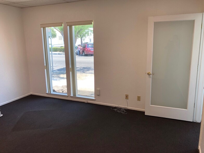 More Photos Of 801 15th St, Modesto Office For Lease