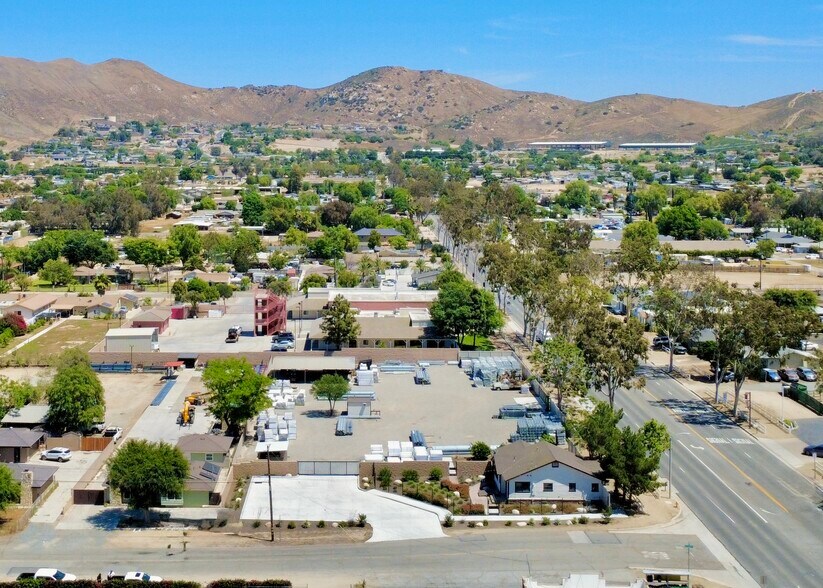 More Photos Of 791 6th St, Norco Specialty For Sale