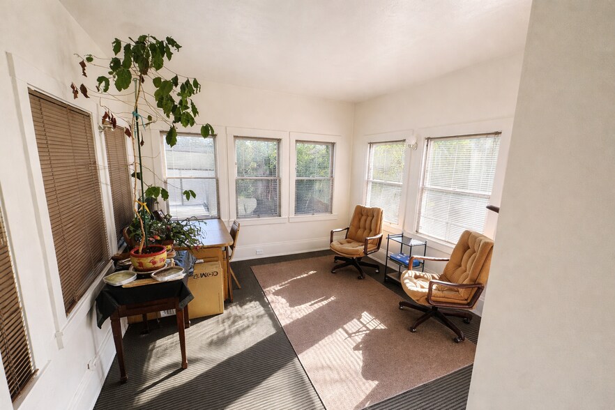 More Photos Of 6100 Chabot Rd, Oakland Multifamily For Sale