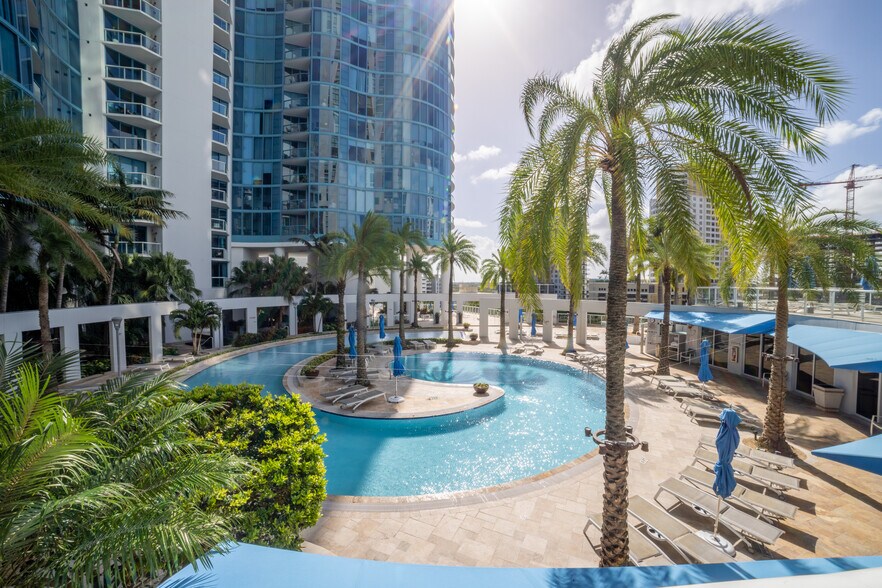 More Photos Of 333 Las Olas Way, Fort Lauderdale Coworking Space