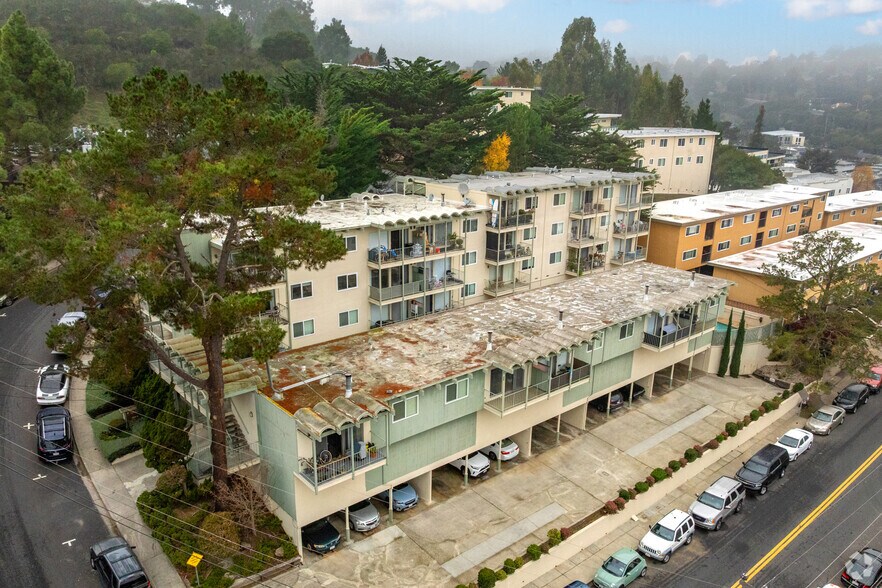 More Photos Of 2200 Village Ct, Belmont Apartments For Sale