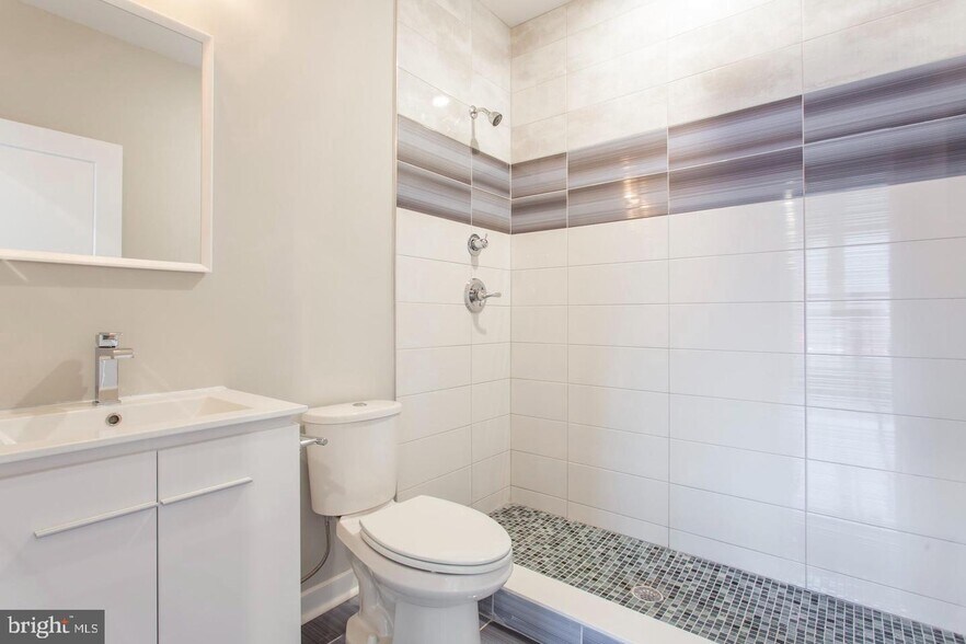 More Photos Of 2010 N 8th St, Philadelphia Apartments For Sale