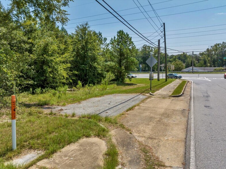 More Photos Of 6213-6221 Macon, Columbus Land For Sale