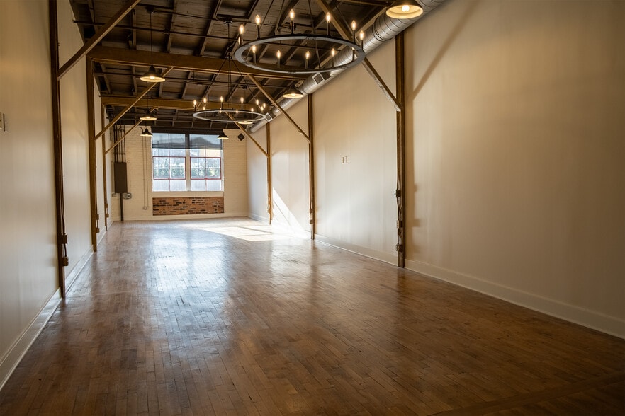 More Photos Of 434 Houston St, Nashville Loft Creative Space For Lease